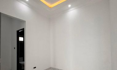 Dijual Rumah Bagus & Strategis Dekat Galaxy Mall, Surabaya