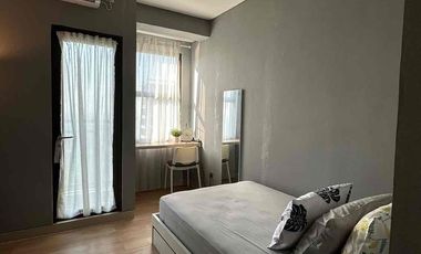 Jual Apartemen Trans Park Cibubur Full Furnished Lantai 35 View Danau Cibubur / City Light Samping TSM Cibubur