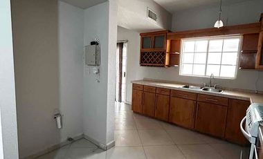 VENTA DE CASA CERCA DEL CONSULADO