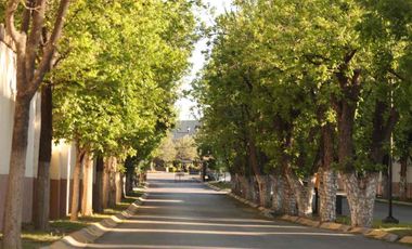 VENTA DE CASA CERCA DEL CONSULADO