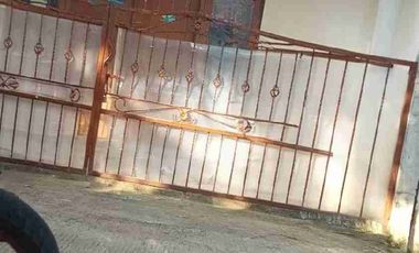 Di sewakan rumah  1 lantai 2 kamar tidur lokasi Kedaung Sawangan Depok Jawa Barat