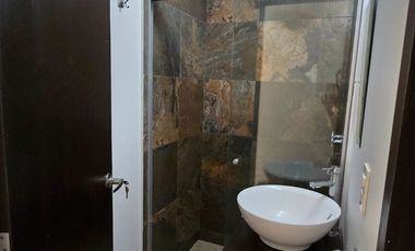 DEPARTAMENTO EN RENTA EXTERIOR MUY ILUMINADO EN SANTA CRUZ DEL MONTE