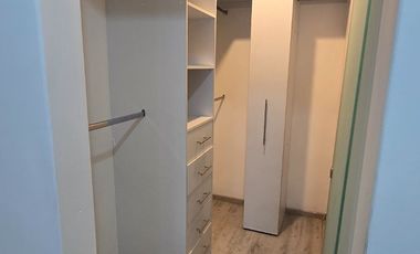 DEPARTAMENTO EN RENTA EXTERIOR MUY ILUMINADO EN SANTA CRUZ DEL MONTE