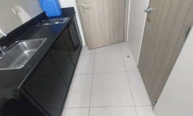 BREEZE31XX: For Rent 1BR w/ Balcony Fully Furnished in Breeze Residences Pasay