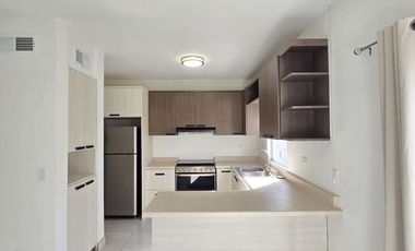 CASA DE RENTA EN CERRADA QUEBEC, MEXICALI