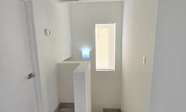 CASA DE RENTA EN CERRADA QUEBEC, MEXICALI