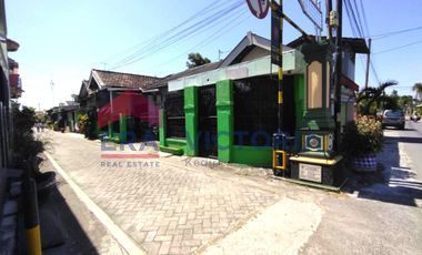 Rumah + Toko Dalam Perumahan Hook Jalan di Gogorante Kab Kediri