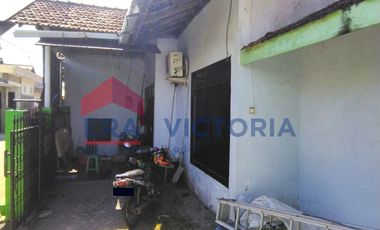 Rumah + Toko Dalam Perumahan Hook Jalan di Gogorante Kab Kediri