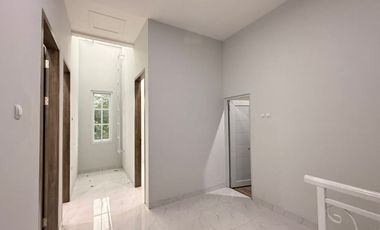 Dijual Rumah Modern Cikeas Cibubur Lokasi Strategis Pinggir Tol Cibubur