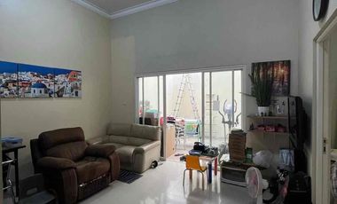 Rumah Modern Semi furnished dekat Machung di Villa puncak Tidar Malang Harga Miring