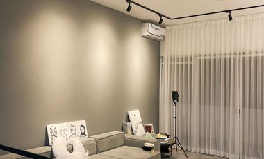 RUMAH KEREN 2 LANTAI MINIMALIS MODERN SEMI FURNISHED NYAMAN SIAP HUNI DI AWILIGAR BANDUNG