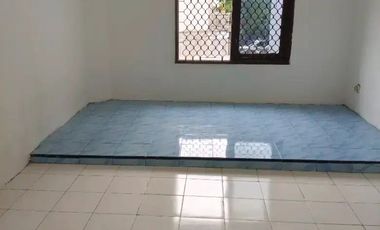 Disewakan rumah taman palem lestari