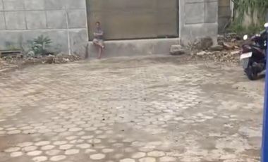 Disewakan Gudang Zona Kuning Lokasi Strategis Salatiga Luas 2400m2