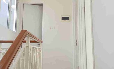 Disewakan Rumah Bagus Siap Huni  Di Cluster La Seine JGC Jakarta