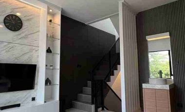 Rumah Asri Kawasan Elit Cisitu Dago dekat ITB Kota Bandung Under 2M