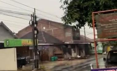 Dijual Gudang Siap Pakai, Zona Kuning Lokasi Strategis Ngemplak,Boyolali  Luas 1880m2