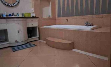 jual rumah mewah luas besar di kota Kediri murah