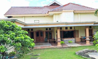 jual rumah mewah luas besar di kota Kediri murah