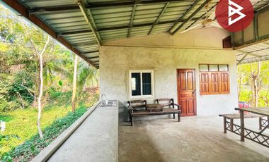 ขายบ้านเดี่ยวพร้อมที่ดิน เนื้อที่ 4 ไร่ 2 งาน 88 ตร.วา หนองฉาง อุทัยธานี