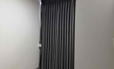 dijual cepat rumah minimalis semi furnish di summarecon mutiara makassar 2 lantai