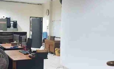 Dijual Rukan Strategis Semi Furnish Siap Huni dan Usaha di Cengkareng Jakarta Barat