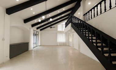 FOR LEASE - Modern and Cozy House in Valle Verde 2