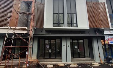 Disewakan Ruko Akasa dengan market ribuan penghuni apartemen