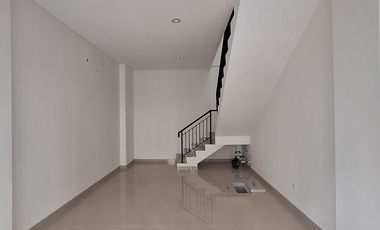 Disewakan Ruko Akasa dengan market ribuan penghuni apartemen