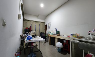 RUMAH IDAMAN 2 LANTAI SEMI FURNISHED LINGKUNGAN NYAMAN SIAP HUNI DI SINGGASANA BANDUNG