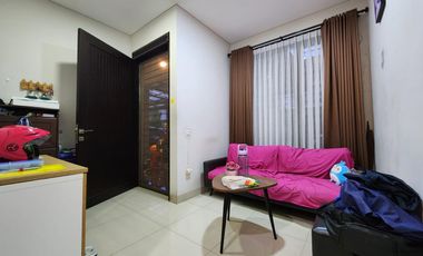 RUMAH IDAMAN 2 LANTAI SEMI FURNISHED LINGKUNGAN NYAMAN SIAP HUNI DI SINGGASANA BANDUNG