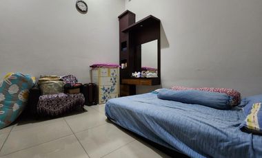 RUMAH IDAMAN 2 LANTAI SEMI FURNISHED LINGKUNGAN NYAMAN SIAP HUNI DI SINGGASANA BANDUNG