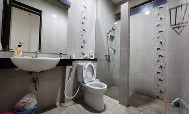 RUMAH IDAMAN 2 LANTAI SEMI FURNISHED LINGKUNGAN NYAMAN SIAP HUNI DI SINGGASANA BANDUNG