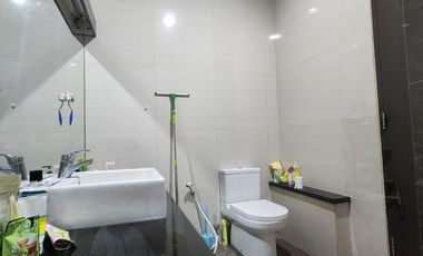 RUMAH IDAMAN 2 LANTAI SEMI FURNISHED LINGKUNGAN NYAMAN SIAP HUNI DI SINGGASANA BANDUNG