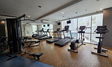 New Unit Dengan Furnished Baru, Disewakan Apartemen AKR Gallery West Residences 1BR Siap Huni, Akses Coonecting AKR Office Tower Kebon Jeruk