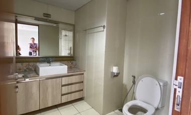 Disewakan Kantor Minimalis 97 M2 di Soho Pancoran, Harga Kompetitif Bebas Overtime