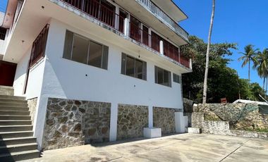 Casa en Venta con Vista al Mar de 5 Habitaciones con 535 M2