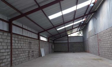 Complejo de Naves Bodegas Industriales de arriendo en Tarqui a 30 minutos de cuenca sector redondel Cumbe Tarqui Complejo industrial