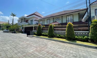 Rumah Mewah isi Pool Di Laksamana Dkt Renon Sanur Raya Puputan Moh Yamin