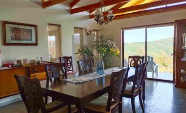 Hermosa casa en Condominio de Talca a minutos de todo.