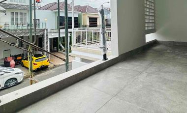 DIJUAL RUMAH MEWAH METROPOLITAN RESIDENCE MAKASSAR