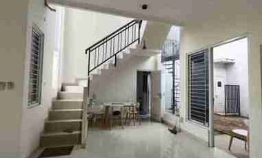 rumah 2lt 4 kamar
di grand galaxy - Bekasi Selatan