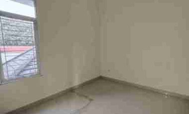 rumah 2lt 4 kamar
di grand galaxy - Bekasi Selatan