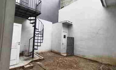 rumah 2lt 4 kamar
di grand galaxy - Bekasi Selatan