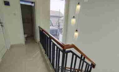 rumah 2lt 4 kamar
di grand galaxy - Bekasi Selatan