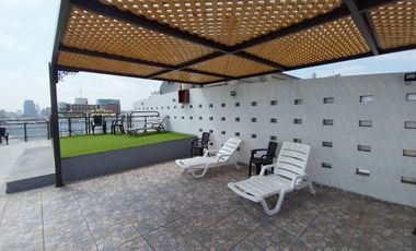 Cómodo departamento 2 dormitorios 2 baños vista oriente calle huérfanos metro santa ana