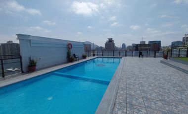 Cómodo departamento 2 dormitorios 2 baños vista oriente calle huérfanos metro santa ana