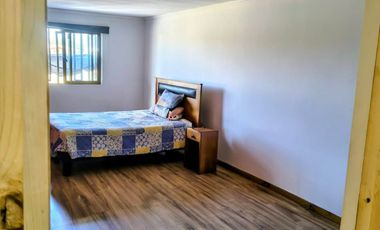 Se vende parcela 5000 m2 con casa 315 m2 en Pelarco