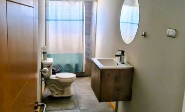 Se vende parcela 5000 m2 con casa 315 m2 en Pelarco