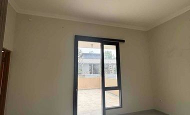 Disewakan rumah fresh baru belum pernah ditempati di Pandanaran Hills Semarang