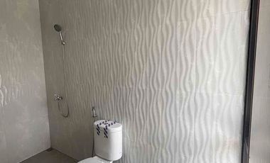 Disewakan rumah fresh baru belum pernah ditempati di Pandanaran Hills Semarang